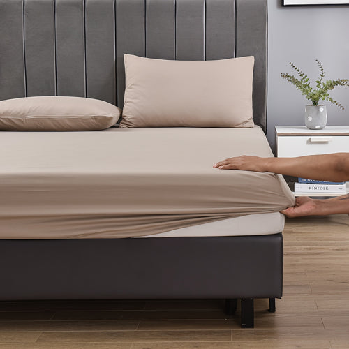 3pcs Solid Fitted Sheet Set with 2 Pillowcases (No Pillow Insert) Skin-friendly Soft Breathable Bedding Ultra Soft Wrinkle-free Fitted Sheet for Bedroom Guest Room Machine Washable
